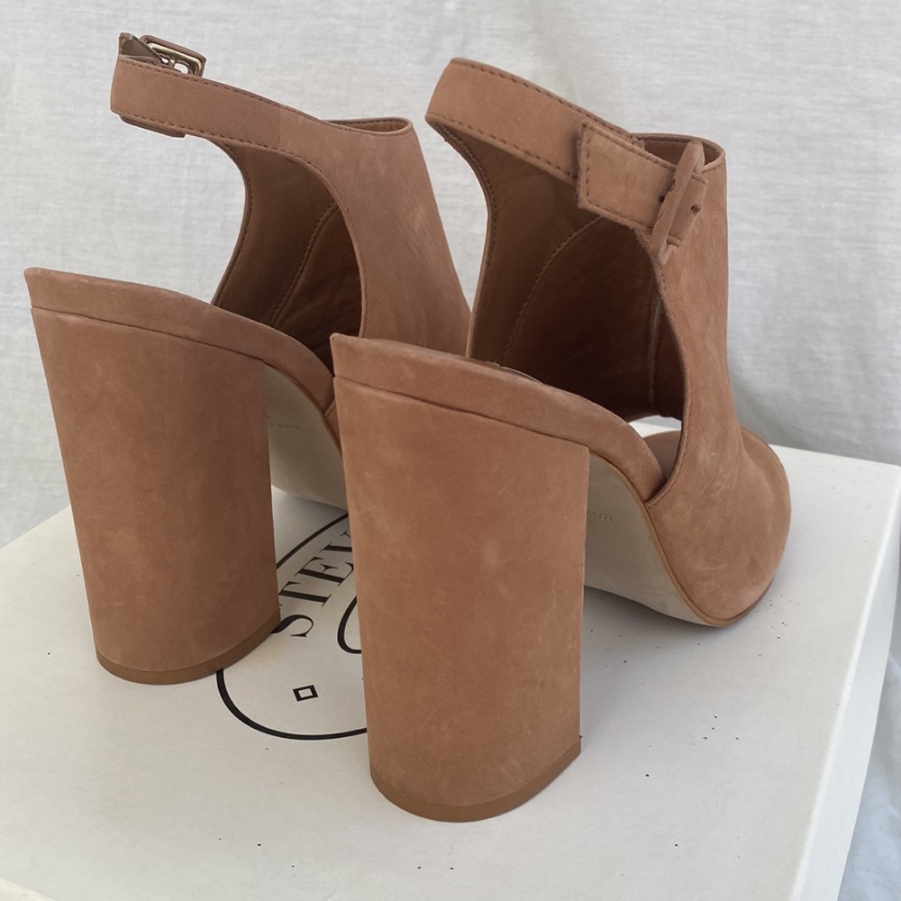 Steve Madden - Camel Block Heels - Size 9 - image 3